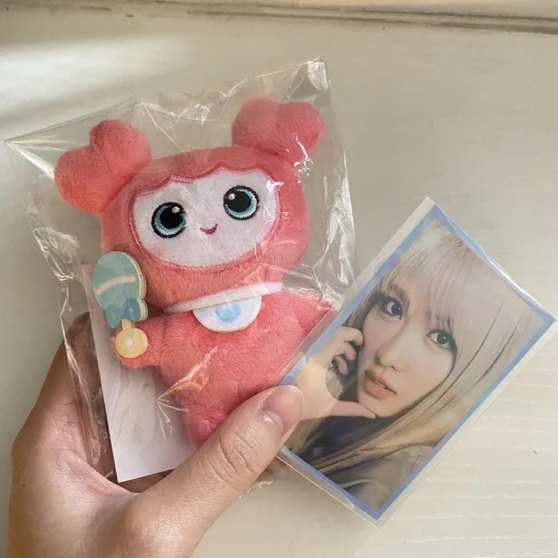 2025 Korean Super Star Twice Momo Plush Kpop Keychain Stuffed Toys Character Nayeon Sana Jungyeon Lovely Doll For Fan Gifts