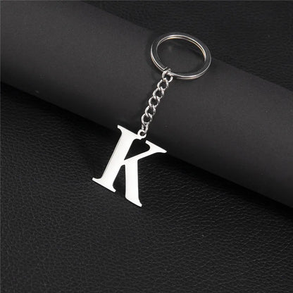 Fashion DIY A-Z Letters Keychain Men Metal Initial Pendant Key Chain Ring Silver Color 26 Alphabet Keyring Bag Accessories